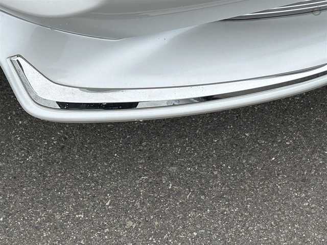 レクサス ＮＸ 300h Iパッケージ 岡山県 2015(平27)年 5.4万km ソニッククォーツ 登録時走行距離53543km/純正9.8インチナビ/フルセグTV/(AM.FM.TV.CD.DVD.BT)/バックカメラ/ETC/衝突被害軽減ブレーキ/サンルーフ/クルーズコントロール/横滑り防止装置/盗難防止装置/パワーシート/シートヒーター/ステアリングヒーター/アイドリングストップ/オートライト/オートブレーキホールド/純正フロアマット/17インチ純正AW/カーテンエアバック