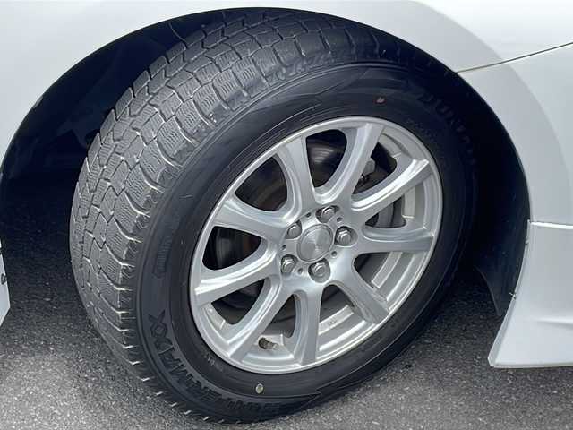 トヨタ プリウス S 長野県 2020(令2)年 7.9万km スーパーホワイトⅡ ４WD/エアロパーツ/純正メモリナビフルセグTV/バックカメラ/ETC/社外１５インチアルミ/Toyota Safety Sense /純正LEDヘッドライト