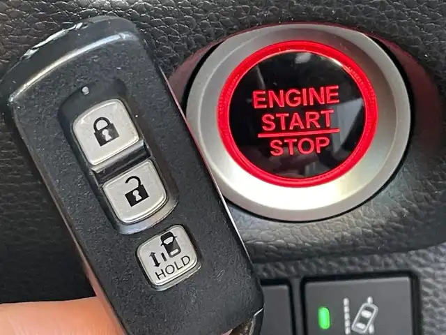 ホンダ Ｎ ＢＯＸ カスタム G L ホンダセンシング 山口県 2020(令2)年 4.7万km プラチナホワイトパール ワンオーナー/社外SDナビ フルセグTV CD DVD BT/バックカメラ/ビルトインETC/前後ドラレコ/前席シートヒーター/左側パワースライドドア/バックソナー/衝突被害軽減ブレーキ/レーダークルーズコントロール/レーンアシスト/オートマチックハイビーム/LEDオートヘッドライト/フォグライト/シーケンシャルウィンカー/スマートキー 2個/W サイド カーテン エアバッグ