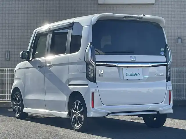 ホンダ Ｎ ＢＯＸ カスタム G L ホンダセンシング 山口県 2020(令2)年 4.7万km プラチナホワイトパール ワンオーナー/社外SDナビ フルセグTV CD DVD BT/バックカメラ/ビルトインETC/前後ドラレコ/前席シートヒーター/左側パワースライドドア/バックソナー/衝突被害軽減ブレーキ/レーダークルーズコントロール/レーンアシスト/オートマチックハイビーム/LEDオートヘッドライト/フォグライト/シーケンシャルウィンカー/スマートキー 2個/W サイド カーテン エアバッグ