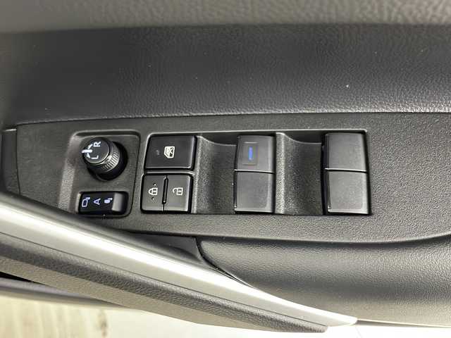 トヨタ カローラ クロス ハイブリッド Z 埼玉県 2023(令5)年 2.8万km 黒 純正ディスプレイオーディオ/全方位カメラ/ETC/前後ドラレコ/ブレーキホールド/純正フロアマット/純正ドアバイザー/電格ミラー
