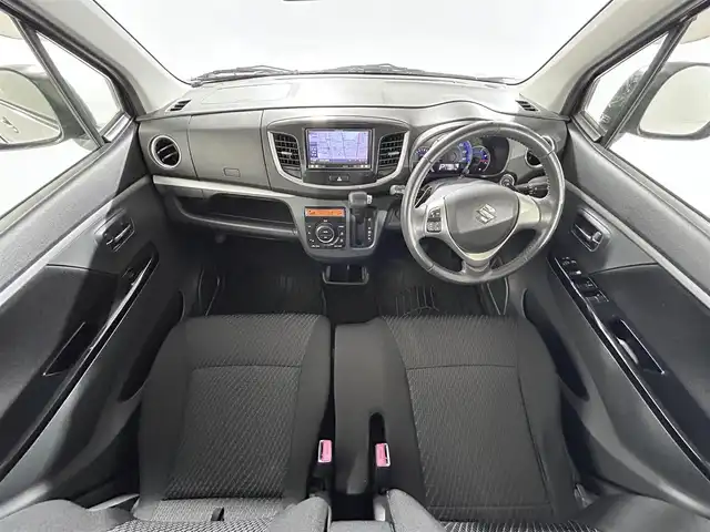 スズキ ワゴンＲ スティングレー T 佐賀県 2014(平26)年 14.9万km スチールシルバーM 社外7型ナビ/ＡＭ/ＦＭ/CD/DVD/Bluetooth/フルセグTV/バックカメラ/前後ドライブレコーダー/衝突被害軽減システム/HIDヘッドライト/フォグランプ/オートエアコン/盗難防止装置/横滑り防止装置/オートライト/スマートキー/プッシュスタート/樹脂フロアマット/純正15インチアルミホイール	/ステアリングスイッチ/電動格納ミラー/ドアバイザー