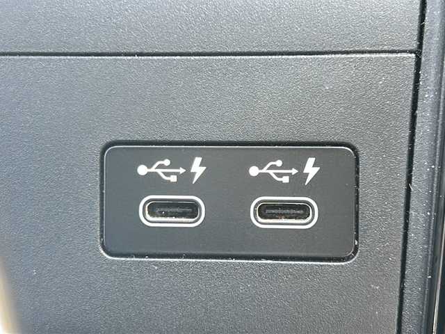 ＢＭＷ ＢＭＷ ２１８ｄ アクティブツアラー Mスポーツ 沖縄県 2022(令4)年 1.9万km 白 純正ナビ/（ＡＭ／ＦＭ／ＢＴ）/衝突軽減装置　/全方位カメラ　/ドラレコ　/追従クルーズコントロール　/前後コーナーセンサー/電動パワーシート　/ＵＳＢ入力端子　/ＬＥＤヘッドライト　/純正フロアマットワンセグテレビ