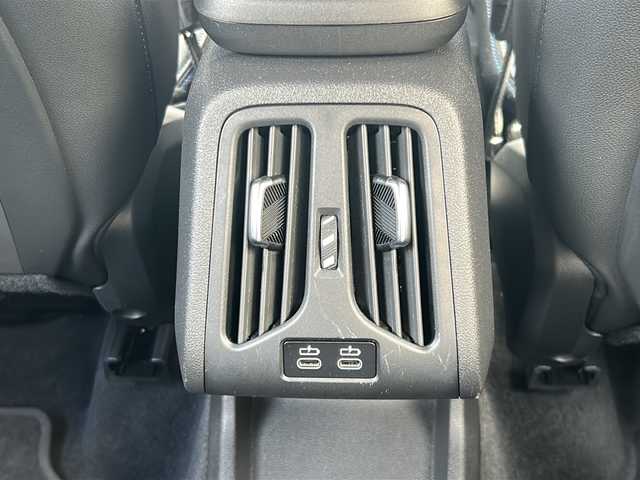 ＢＭＷ ＢＭＷ ２１８ｄ アクティブツアラー Mスポーツ 沖縄県 2022(令4)年 1.9万km 白 純正ナビ/（ＡＭ／ＦＭ／ＢＴ）/衝突軽減装置　/全方位カメラ　/ドラレコ　/追従クルーズコントロール　/前後コーナーセンサー/電動パワーシート　/ＵＳＢ入力端子　/ＬＥＤヘッドライト　/純正フロアマットワンセグテレビ