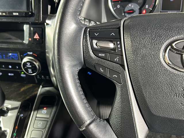 トヨタ ヴェルファイア 2.5Z Aエディデョン ゴールデンアイズ 沖縄県 2016(平28)年 7.8万km バーニングブラッククリスタルシャインガラスフレーク 県外仕入/禁煙車/７人乗り/Tconnect9インチナビ/フルセグ・Bluetooth・CD・DVD・SD/１１インチリアエンターテインメント/両側パワースライドドア/バックカメラ/プリクラッシュセーフティ/レーダークルーズコントロール/ビルトインETC2.0/パワーバックドア/プッシュスタート/スマートキー/LEDヘッドライト/オートライト