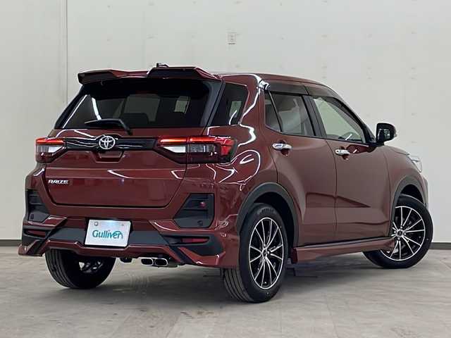 トヨタ ライズ Z 道央・札幌 2023(令5)年 2.2万km アカリマイカメタリック /4WD//純正ディスプレイオーディオ/(AM/FM/TV/BT/USB/Ipod/HDMI/Apple carplay/Android Auto)//スマートアシスト/・全車速追従機能付きクルーズコントロール/・アダプティブドライビングビーム/・レーンキープコントロール/・標識認識機能/・車線逸脱警報機能/・ふらつき警報/・先行車発進お知らせ機能/・ブラインドスポットモニター/・コーナーセンサー/・リヤクロストラフィックアラート//ウインカーミラー//モデリスタエアロ//前席シートヒーター//ドアロック連動ミラー//デジタルインナーミラー//トヨタ純正エンジンスターター//ステアリングスイッチ//前後ドライブレコーダー//フォグランプ//純正１７インチアルミ付きスタッドレスタイヤ積み込み