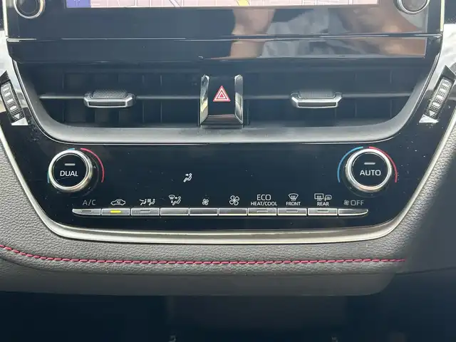 トヨタ カローラ スポーツ ハイブリッドG Z 兵庫県 2021(令3)年 8.8万km アティチュードブラックマイカ 純正9インチディスプレイオーディオ/(BT/USB/Miracast)/フルセグTV/バックカメラ/ETC/衝突軽減ブレーキ/レーダークルーズコントロール/前後コーナーセンサー/前席シートヒーター/LEDヘッドライト/オートライト/オートハイビーム/フォグランプ/ヘッドライトレベライザー/電動パーキングブレーキ/オートホールド/ステアリングリモコン/電動格納ミラー/オートリトラミラー/スマートキー/純正ドアバイザー/純正アルミ18インチ