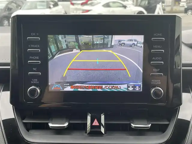 トヨタ カローラツーリング ハイブリッド ダブルバイビー 愛媛県 2020(令2)年 5.3万km ブラックマイカ 純正ディスプレイオーディオ(ナビ登録済み)/BT/USB/FM/AM/バックカメラ/ETC/純正ドライブレコーダー/トヨタセーフティセンス/レーダークルーズコントロール/衝突被害軽減ブレーキ/レーンキープアシストシステム/前後コーナーセンサー/LEDヘッドライト/オートライト/オートマチックハイビーム/フォグランプ/ハーフレザーシート/純正17インチアルミホイール/スマートキー/プッシュスタート