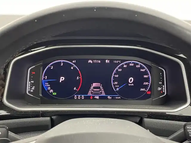 フォルクスワーゲン ＶＷ Ｔ－ロック TDI Rライン 埼玉県 2023(令5)年 4.6万km ディープブラックパールエフェクト オールインセーフティ　純正９．２インチディスプレイオーディオ　バックカメラ　ＢＳＭ　ビルトインＥＴＣ　アダプティブクルーズコントロール　シートヒーター　ワイヤレス充電　純正アルミ　オートハイビーム