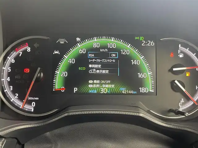 トヨタ ノア S－Z 群馬県 2022(令4)年 4.3万km ホワイトパールクリスタルシャイン フリップダウンモニター　純正９インチディスプレイオーディオ　バックカメラ　両側パワースライドドア　ＬＥＤ　ＡＨＢ　ハーフレザーシート　シートヒーター　純正１７インチＡＷ　ＥＴＣ２．０　禁煙車