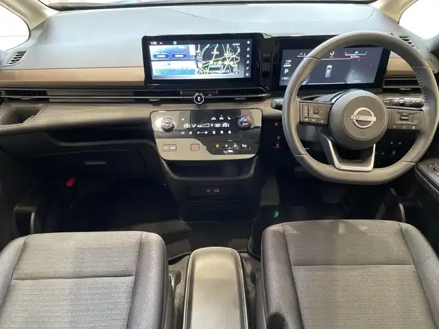 日産 セレナ e－パワー ハイウェイスター V 埼玉県 2024(令6)年 1万km ダイヤモンドブラック プロパイロット/純正12.3インチナビ/ フルセグTV/Bluetooth/USB/アップルカープレイ/アラウンドビューモニター/両側パワースライドドア/レーダークルーズコントロール/レーンキープアシスト/LEDヘッドライト/シートヒーター/純正16インチアルミホイール/ワイヤレス充電/ETC2.0/スマートキー×2/禁煙車