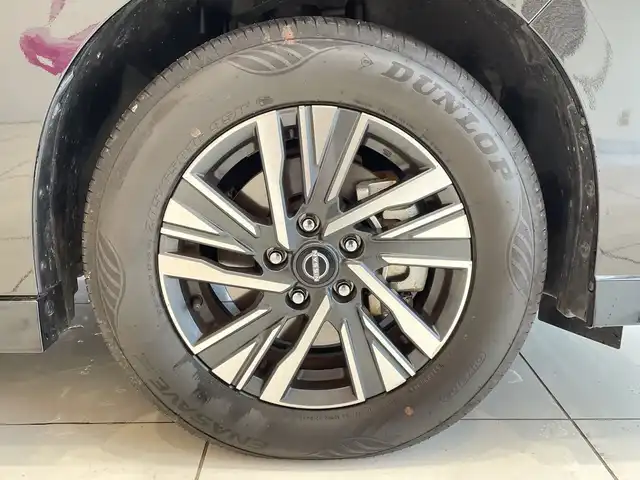 日産 セレナ e－パワー ハイウェイスター V 埼玉県 2024(令6)年 1万km ダイヤモンドブラック プロパイロット/純正12.3インチナビ/ フルセグTV/Bluetooth/USB/アップルカープレイ/アラウンドビューモニター/両側パワースライドドア/レーダークルーズコントロール/レーンキープアシスト/LEDヘッドライト/シートヒーター/純正16インチアルミホイール/ワイヤレス充電/ETC2.0/スマートキー×2/禁煙車