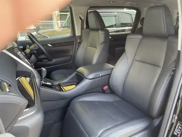 トヨタ アルファード S Cパッケージ 福岡県 2020(令2)年 3.1万km ブラック ワンオーナー/サンルーフ/純正メーカーナビ・フルセグTV・CD・DVD/　Bluetooth・Miracast/バックカメラ/純正フリップダウンモニター/両側パワースライドドア/純正デジタルインナーミラー/三眼LEDヘッドライト/前席シートヒーター・エアシート・パワーシート/ステアリングヒーター/パワーバックドア/レーダークルーズコントロール/LKA/PCS/スマートキー/クリアランスソナー/前後ドライブレコーダー/ETC/保証書/取扱説明書