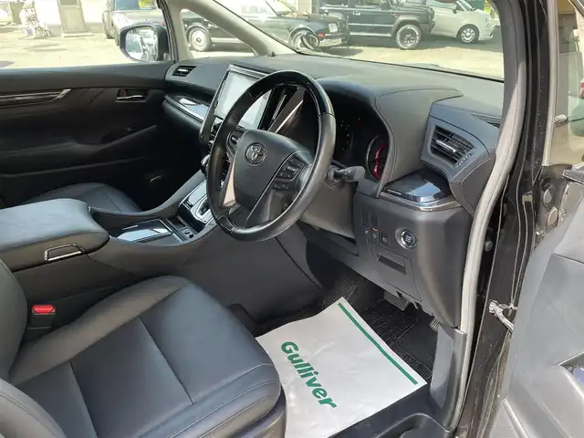 トヨタ アルファード S Cパッケージ 福岡県 2020(令2)年 3.1万km ブラック ワンオーナー/サンルーフ/純正メーカーナビ・フルセグTV・CD・DVD/　Bluetooth・Miracast/バックカメラ/純正フリップダウンモニター/両側パワースライドドア/純正デジタルインナーミラー/三眼LEDヘッドライト/前席シートヒーター・エアシート・パワーシート/ステアリングヒーター/パワーバックドア/レーダークルーズコントロール/LKA/PCS/スマートキー/クリアランスソナー/前後ドライブレコーダー/ETC/保証書/取扱説明書
