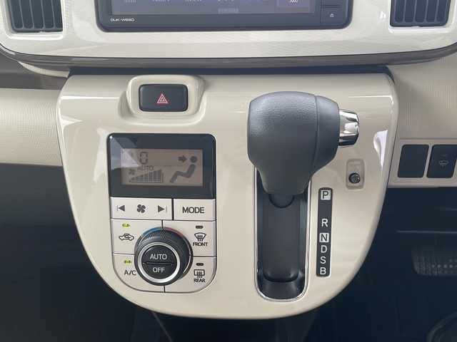 ダイハツ ムーヴ キャンバス G メイクアップ VS SAⅢ 鹿児島県 2021(令3)年 2.7万km パールホワイトⅢ/スムースグレーマイカメタリック 2トーン 純正ナビ/DUK-W69D/パワーウィンドウ/両側パワースライドドア/シートヒーター/衝突被害軽減システム/電動格納ミラー/オートライト/オートハイビーム/アイドリングストップ/プッシュスタートボタン/ETC