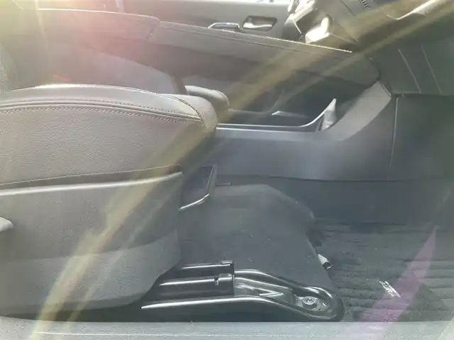 日産 オーラ G FOUR 宮城県 2021(令3)年 6.7万km ダークメタルグレー 登録時走行距離66570km/BOSEサウンド/純正メモリナビ/Bluetooth・USB・HDMI/フルセグTV/アラウンドビューモニター/プロパイロット/デジタルインナーミラー/ACC/エマージェンシーブレーキ/コーナーセンサー/オートマチックハイビーム/前席シートヒーター/ステアリングリモコン/ETC/置くだけ充電/LEDヘッドライト/フォグランプ/ハーフレザーシート/後席ISOFIX