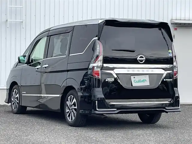 日産 セレナ e－パワー ハイウェイスター G 熊本県 2020(令2)年 5.2万km ダイヤモンドブラック 純正SDナビ/・AM/FM/CD/DVD/BT/・フルセグTV/アラウンドビューカメラ/・バックカメラ/プロパイロット/車線逸脱防止機能/ブラインドスポットモニター/ロードサインアシスト/衝突被害軽減システム/インテリジェントクルーズコントロール/前後コーナーセンサー/革巻きステアリング/・ステアリングリモコン/オートライト/・LEDライト/・フォグランプ/純正フリップダウンモニター/電動格納ミラー/・ウィンカーミラー/ビルトインETC/前後ドライブレコーダー（DJ4-D）/純正エアロパーツ/・フロント/サイド/リア/ドアバイザー/電動サイドブレーキ/・オートブレーキホールド/純正フロアマット/純正アルミホイール/nanoe/インテリキー/・スペアキー