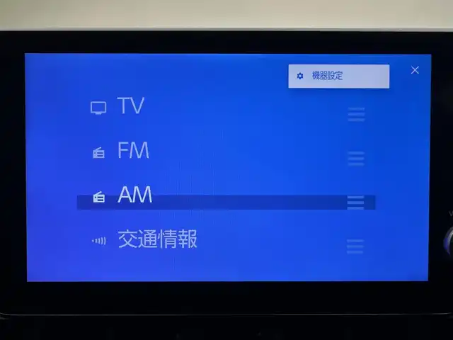 トヨタ ＲＡＶ４ アドベンチャー 兵庫県 2022(令4)年 3.2万km アティチュードブラックマイカ ・純正ディスプレイオーディオ/・純正メモリナビ/・ＪＡＯＳスポイラー/・バックカメラ/・ビルドインＥＴＣ２．０/・ドラレコ内臓デジタルインナーミラー/・スライディングガラスルーフ/・４ＷＤ/・ＬＥＤヘッドライト/・ＬＥＤフォグランプ/・オートライト/・オートハイビーム/・前後コーナーセンサー/・衝突軽減ブレーキ/・レーンキープアシスト/・追従クルーズコントロール/・ブラインドスポットモニター/・ステアリングヒーター/・シートヒーターD/N/・エアシートD/N/・レザーシート/・パワーシートD席のみ/・純正フロアマット/・純正19インチアルミホイール/・スマートキー/・スペアキー1本