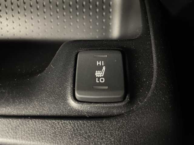 トヨタ カローラ ハイブリット ダブルバイビー 群馬県 2021(令3)年 0.3万km ホワイトパールクリスタルシャイン 純正８型ナビ　バックカメラ　ＢＳＭ　ビルトインＥＴＣ２．０　前後ドラレコ　ハーフレザーシート　シートヒーター　衝突被害軽減ブレーキ　レーンアシスト　アダプティブクルーズコントロール　LEDライト　禁煙