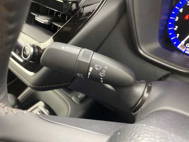 トヨタ カローラ ハイブリット ダブルバイビー 群馬県 2021(令3)年 0.3万km ホワイトパールクリスタルシャイン 純正８型ナビ　バックカメラ　ＢＳＭ　ビルトインＥＴＣ２．０　前後ドラレコ　ハーフレザーシート　シートヒーター　衝突被害軽減ブレーキ　レーンアシスト　アダプティブクルーズコントロール　LEDライト　禁煙