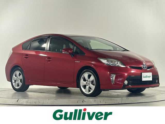 トヨタ プリウス S ツーリングセレクション 佐賀県 2013(平25)年 7.9万km レッドマイカメタリック 社外8インチナビ/フルセグTV/Bluetooth/CD/DVD/バックカメラ/純正LEDヘッドライト/フォグランプ/電動格納ミラー/純正フロアマット/純正17インチアルミホイール/純正ドアバイザー/ISOFIX