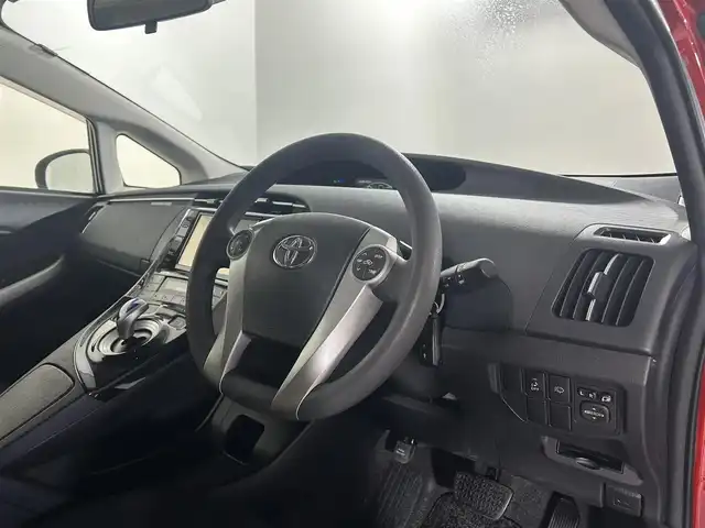 トヨタ プリウス S ツーリングセレクション 佐賀県 2013(平25)年 7.9万km レッドマイカメタリック 社外8インチナビ/フルセグTV/Bluetooth/CD/DVD/バックカメラ/純正LEDヘッドライト/フォグランプ/電動格納ミラー/純正フロアマット/純正17インチアルミホイール/純正ドアバイザー/ISOFIX