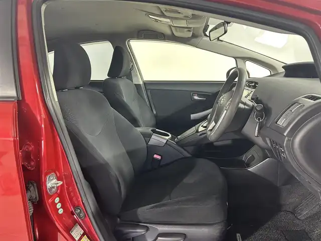トヨタ プリウス S ツーリングセレクション 佐賀県 2013(平25)年 7.9万km レッドマイカメタリック 社外8インチナビ/フルセグTV/Bluetooth/CD/DVD/バックカメラ/純正LEDヘッドライト/フォグランプ/電動格納ミラー/純正フロアマット/純正17インチアルミホイール/純正ドアバイザー/ISOFIX