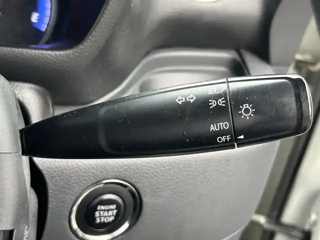 スズキ スペーシア カスタム GS 愛知県 2014(平26)年 8.7万km パールホワイト 社外メモリナビ(FM/AM/CD/USB)/両側スライドドア/HIDヘッドライト/フォグランプ/純正AW14インチ/電動格納ミラー/純正フロアマット/アイドリングストップ/オートライト/ドアバイザー/プッシュスタート/スマートキー・スペアキー１本/ABS/取扱説明書