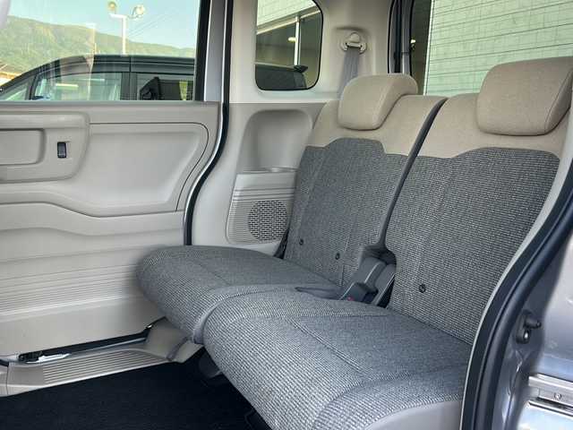 ホンダ Ｎ ＢＯＸ G ホンダセンシング 長野県 2019(令1)年 8.3万km ルナシルバーM ・純正7インチSDナビゲーション/CD DVD フルセグTV Bluetooth/・バックカメラ/・ビルトインETC/・レーダークルーズコントロール/・オートマチックハイビーム/・レーンキープアシスト/・LEDヘッドライト/・両側スライドドア/・アイドリングストップ/・横滑り防止装置/・ウィンカーミラー/・電動格納ミラー/・ステアリングリモコン/・ドアバイザー/・フロアマット/・スマートキー/・エンジンプッシュスタート