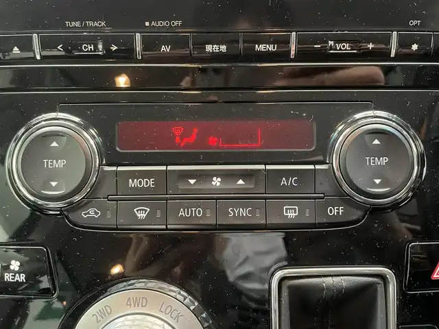 三菱 デリカＤ：５ G パワーパッケージ 鹿児島県 2021(令3)年 5万km ウォームホワイトパール 純正10.1インチナビ/フルセグTV/BT/CD/DVD/MSV/マルチアラウンドモニター/e-Assist/両側パワースライドドア/エレクトリックテールゲート/レーダークルーズコントロール/運転席パワーシート/前席シートヒーター/ステアリングヒーター/パドルシフト/AC100V電源/LEDヘッドライト/社外ドライブレコーダー/ETC/純正18インチアルミホイール/純正フロアマット