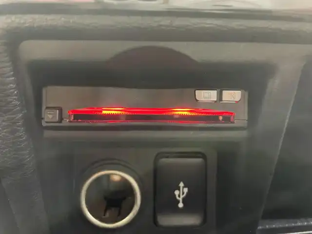 三菱 デリカＤ：５ G パワーパッケージ 鹿児島県 2021(令3)年 5万km ウォームホワイトパール 純正10.1インチナビ/フルセグTV/BT/CD/DVD/MSV/マルチアラウンドモニター/e-Assist/両側パワースライドドア/エレクトリックテールゲート/レーダークルーズコントロール/運転席パワーシート/前席シートヒーター/ステアリングヒーター/パドルシフト/AC100V電源/LEDヘッドライト/社外ドライブレコーダー/ETC/純正18インチアルミホイール/純正フロアマット