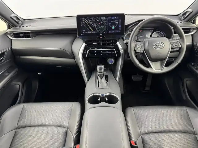 トヨタ ハリアー ハイブリッド Z レザーパッケージ 福岡県 2020(令2)年 4.5万km プレシャスブラックパール 調光パノラマルーフ　/純正１２．３型ナビ、フルセグTV　/全方位カメラ　/ＪＢＬサウンド　/デジタルルームミラー型ドラレコ　/ビルトインETC　/トヨタセーフティセンス　/レーダークルーズコントロール　/コーナーセンサー　/衝突軽減ブレーキ　/レーンキープ　/ブラインドスポットモニター　/ＰＫＳＢ　/ステアリングヒーター　/パワーシート　/シートベンチレーション／ヒーター　/パワーバックドア　/純正１９インチアルミホイール　/ＬＥＤヘッドライト