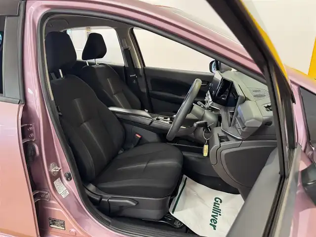 日産 ノート X 群馬県 2021(令3)年 6.7万km ピンク 安全装備/・衝突軽減ブレーキ/・コーナーセンサー/・車線逸脱装置/・ブラインドスポット/・デジタルインナーミラー/・アラウンドビューモニター/・オートライト/・オートマチックハイビーム/・SOSコール/・横滑り防止/純正コネクトナビ/・AM/FM/Bluetooth/・USB/フルセグTV/HDMI/前後ドライブレコーダー/純正フロアマット/純正ドアバイザー/ETC2.0/オートホールド/電動パーキング/プッシュスタート/スマートキー