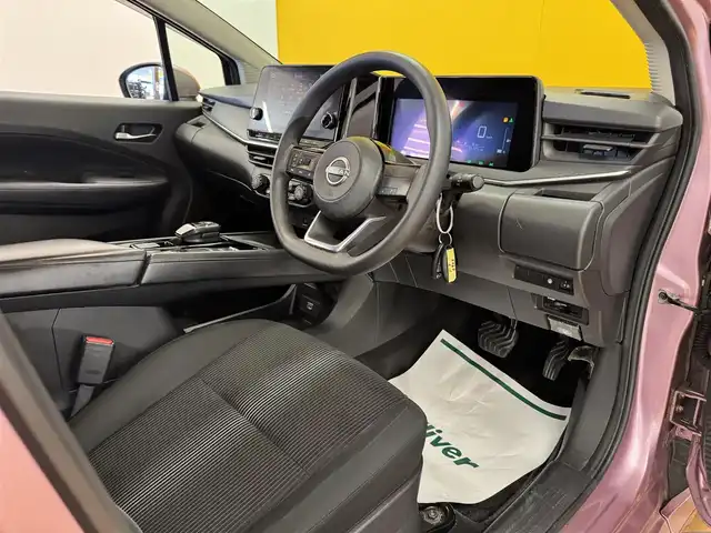 日産 ノート X 群馬県 2021(令3)年 6.7万km ピンク 安全装備/・衝突軽減ブレーキ/・コーナーセンサー/・車線逸脱装置/・ブラインドスポット/・デジタルインナーミラー/・アラウンドビューモニター/・オートライト/・オートマチックハイビーム/・SOSコール/・横滑り防止/純正コネクトナビ/・AM/FM/Bluetooth/・USB/フルセグTV/HDMI/前後ドライブレコーダー/純正フロアマット/純正ドアバイザー/ETC2.0/オートホールド/電動パーキング/プッシュスタート/スマートキー