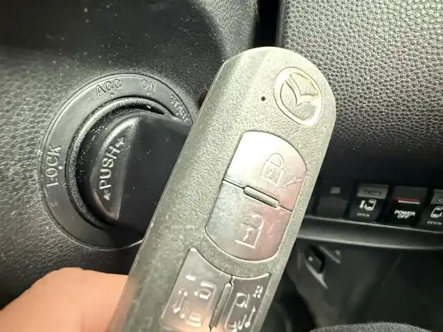 マツダ ビアンテ アイ・ストップスマートED Ⅱ 千葉県 2011(平23)年 10.9万km ブリリアントブラック ユーザー買取車両/アルパインフリップダウンモニター/純正ナビ(C9Y7)/・ワンセグ/BT/DVD/CD/USB/バックカメラ/両側パワースライドドア/スマートキー/社外16インチAW/HIDヘッドライト