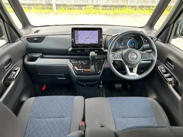 日産 ルークス ハイウェイスター X 熊本県 2021(令3)年 4.3万km ブラック 衝突軽減ブレーキ/プッシュスタート/純正ナビ/（CD・DVD・フルセグTV・BTオーディオ・SD）/アラウンドビューモニター/ETC/ドライブレコーダー/純正14インチAW/片側パワースライドドア/LEDヘッドライト/オートライト/LEDフォグライト/前後コーナーセンサー/横滑り防止装置/ウィンカーミラー/純正フロアマット/純正ドアバイザー