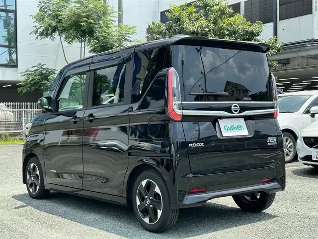 日産 ルークス ハイウェイスター X 熊本県 2021(令3)年 4.3万km ブラック 衝突軽減ブレーキ/プッシュスタート/純正ナビ/（CD・DVD・フルセグTV・BTオーディオ・SD）/アラウンドビューモニター/ETC/ドライブレコーダー/純正14インチAW/片側パワースライドドア/LEDヘッドライト/オートライト/LEDフォグライト/前後コーナーセンサー/横滑り防止装置/ウィンカーミラー/純正フロアマット/純正ドアバイザー