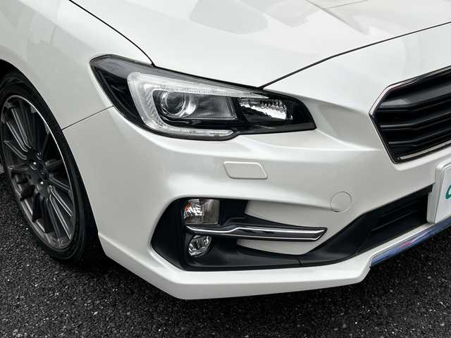 スバル レヴォーグ 1．6STIスポーツアイサイト 埼玉県 2016(平28)年 8.7万km クリスタルホワイトP 純正ナビ　/フルセグ/DVD/CD/BT/USB/SD/FM/AM/バックカメラ　　/サイドカメラ　/前後ドライブレコーダー/オートライト/ＥＴＣ　/前席シートヒーター　/前席パワーシート　/運転席メモリーシート　/ＢＳＭ　/ＡＣＣ　/衝突軽減システム　/スマートキー２本/横滑り防止/アイドリングストップ/ステアリングスイッチ/パドルシフト/レーンキープアシスト　/保証書　/取扱説明書