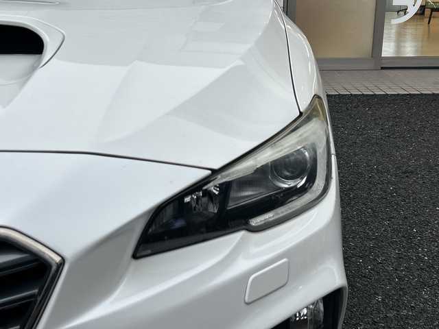 スバル レヴォーグ 1．6STIスポーツアイサイト 埼玉県 2016(平28)年 8.7万km クリスタルホワイトP 純正ナビ　/フルセグ/DVD/CD/BT/USB/SD/FM/AM/バックカメラ　　/サイドカメラ　/前後ドライブレコーダー/オートライト/ＥＴＣ　/前席シートヒーター　/前席パワーシート　/運転席メモリーシート　/ＢＳＭ　/ＡＣＣ　/衝突軽減システム　/スマートキー２本/横滑り防止/アイドリングストップ/ステアリングスイッチ/パドルシフト/レーンキープアシスト　/保証書　/取扱説明書