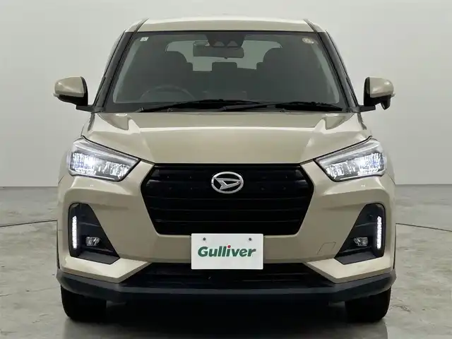 ダイハツ ロッキー G 福岡県 2021(令3)年 4.9万km ナチュラルベージュマイカM 社外ナビ　/バックカメラ　/ＥＴＣ　/アダプティブクルーズコントロール　/コーナーセンサー　/衝突被害軽減　/レーンキープ　/踏み間違い防止　/先行車発進お知らせ　/ＭＴモード付き　/シートヒーター　/純正１７インチＡＷ