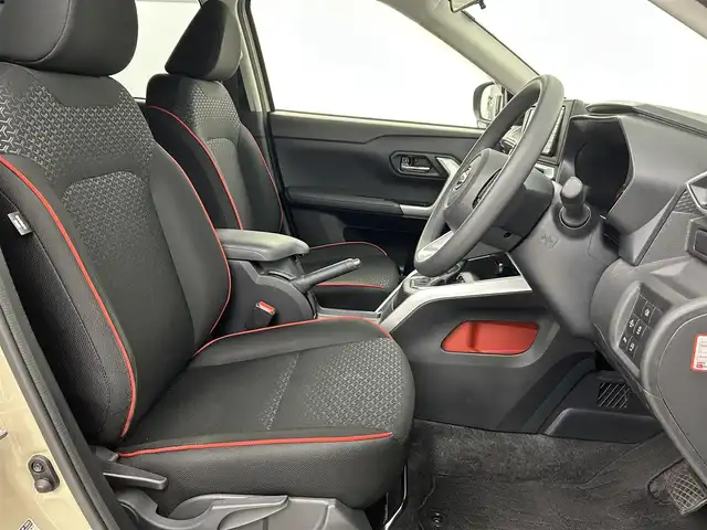 ダイハツ ロッキー G 福岡県 2021(令3)年 4.9万km ナチュラルベージュマイカM 社外ナビ　/バックカメラ　/ＥＴＣ　/アダプティブクルーズコントロール　/コーナーセンサー　/衝突被害軽減　/レーンキープ　/踏み間違い防止　/先行車発進お知らせ　/ＭＴモード付き　/シートヒーター　/純正１７インチＡＷ