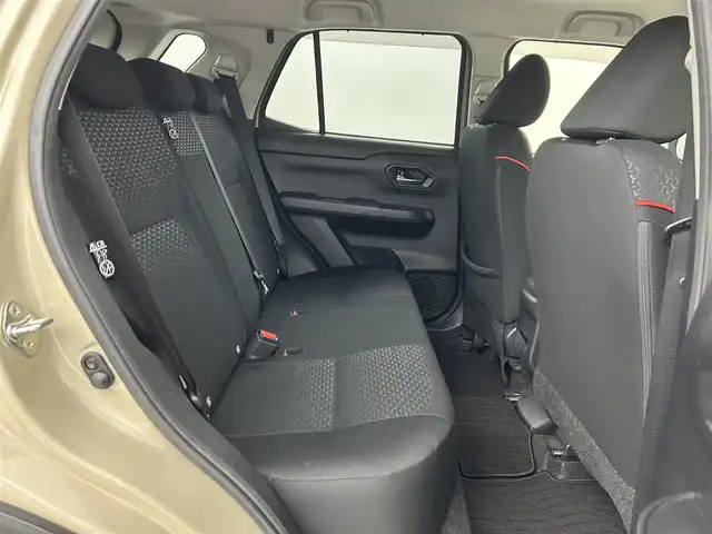 ダイハツ ロッキー G 福岡県 2021(令3)年 4.9万km ナチュラルベージュマイカM 社外ナビ　/バックカメラ　/ＥＴＣ　/アダプティブクルーズコントロール　/コーナーセンサー　/衝突被害軽減　/レーンキープ　/踏み間違い防止　/先行車発進お知らせ　/ＭＴモード付き　/シートヒーター　/純正１７インチＡＷ