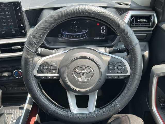 トヨタ ライズ Z 佐賀県 2019(令1)年 3.1万km シャイニングホワイトパール 純正ナビ/Bluetooth/ワンセグテレビ/ワンオーナー/バックカメラ、全周囲モニター/アイドリングストップ/衝突軽減システム/ETC/ヒートシーター/オートライト/オートエアコン/プッシュスタート/ステアリングスイッチ/電格ミラー/クリアランスソナー/スマートキー/スペアキー/取扱説明書/保証書/記録簿R４、２