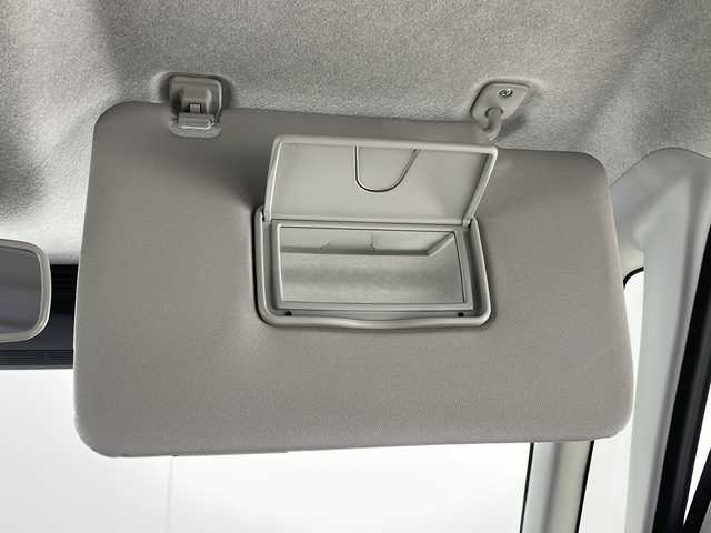 ダイハツ ムーヴ キャンバス X LTD メイクアップ SA Ⅲ 千葉県 2018(平30)年 3万km パールホワイトⅢ/ファインミントメタリック 2トーン 社外ナビ/AM/FM/CD/DVD/BT/SD/フルセグTV/バックカメラ/両側パワースライドドア/衝突被害軽減ブレーキ/オートハイビーム/踏み間違え防止機能/ETC/アイドリングストップ/プッシュスタート/電動格納ミラー