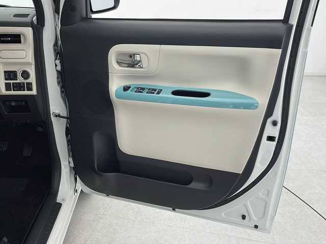 ダイハツ ムーヴ キャンバス X LTD メイクアップ SA Ⅲ 千葉県 2018(平30)年 3万km パールホワイトⅢ/ファインミントメタリック 2トーン 社外ナビ/AM/FM/CD/DVD/BT/SD/フルセグTV/バックカメラ/両側パワースライドドア/衝突被害軽減ブレーキ/オートハイビーム/踏み間違え防止機能/ETC/アイドリングストップ/プッシュスタート/電動格納ミラー