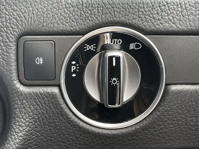 メルセデス・ベンツ ゲレンデヴァーゲン Ｇ３５０ｄ 三重県 2015(平27)年 4.8万km 白 黒革/サンルーフ/純正TV/ACC/Harman Kardon/シートヒーター/Bカメラ/純正18インチAW/ETC/ドラレコ/ポーラホワイト