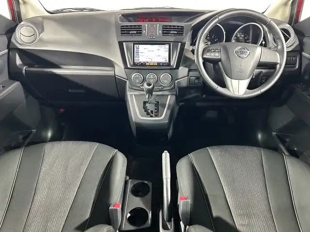 日産 ラフェスタ ハイウェイスターG 神奈川県 2016(平28)年 5.3万km 赤 純正7型SDナビゲーション【MM316D-A】/・BT/フルセグTV/CD/DVD/SD/バックカメラ/純正フリップダウンモニター/MTモード/両側電動スライドドア/アイドリングストップ機能/スマートキー/革巻きステアリング/ステアリングスイッチ/Autoライト/HIDヘッドライト/フォグランプ/シートリフター/トノカバー/電動格納ミラー/ウィンカーミラー/純正フロアマット/純正ドアバイザー/純正15インチアルミホイール