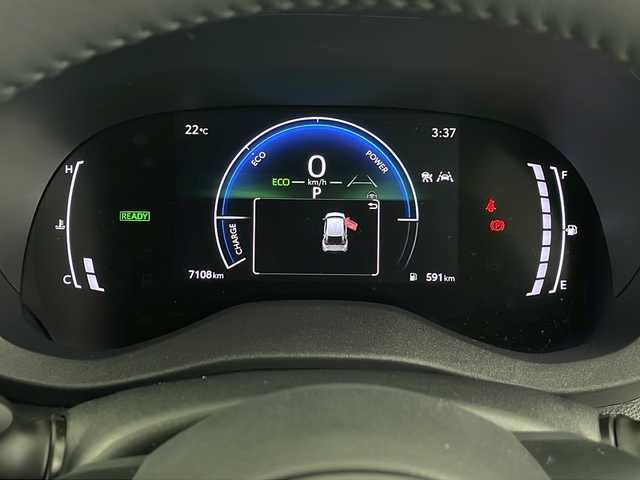 トヨタ ヤリスクロス ハイブリッド Z 埼玉県 2025(令7)年 0.7万km ブラックマイカ/プラチナホワイトパールマイカ 純正ディスプレイオーディオ/全方位カメラ/BSM/パワーシート/シートヒーター/ステアリングヒーター/レーダークルーズコントロール/オートマティックハイビーム/レーンキープアシスト/衝突軽減システム/ビルトインETC/電子パーキング/ブレードホールド/HDMI/ステアリングリモコン/プッシュスタート/純正18インチアルミホイール/社外フロアマット