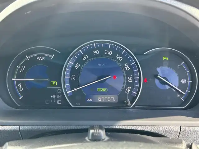 トヨタ エスクァイア ハイブリッド Gi プレミアムパッケージ ブラックテーラード 大阪府 2020(令2)年 6.8万km ホワイトパールクリスタルシャイン 純正１０インチナビ　/   フルセグＴＶ/CD/DVD/Bluetooth/トヨタセーフティセンス/コーナーセンサー　/バックモニター　/12.1インチフリップダウンモニター　/前席シートヒーター　/両側パワースライドドア　/前後ドライブレコーダー/オートマチックハイビーム/純正15インチアルミホイール/純正フロアマット　/ビルトインETC2.0/ＬＥＤ/取扱説明書/保証書/記録簿