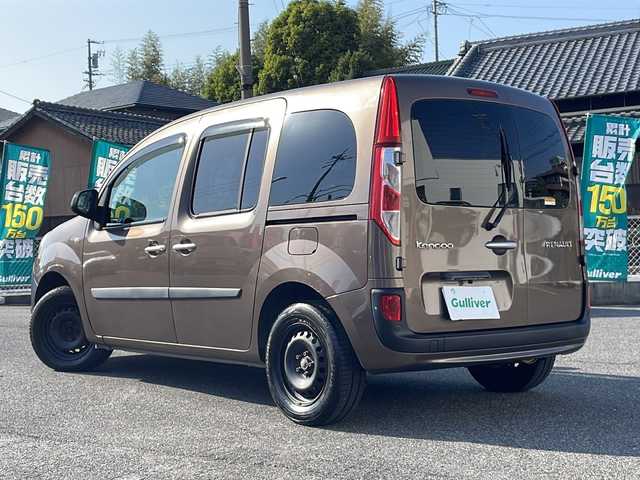 ルノー カングー アクティフ 愛知県 2015(平27)年 9.9万km 茶 /禁煙車//正規ディーラー車//社外ナビ・フルセグTV/　(AVIC-RZ09)//バックカメラ//ETC//両側スライドドア//ドライブレコーダー//コーナーセンサー//電動格納ミラー//ドアバイザー//純正フロアマット